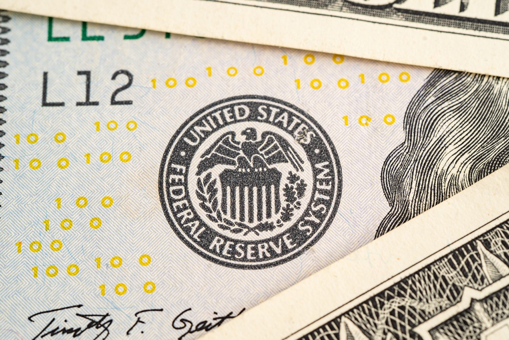ФРС США в пятый раз подряд сохранила процентную ставку