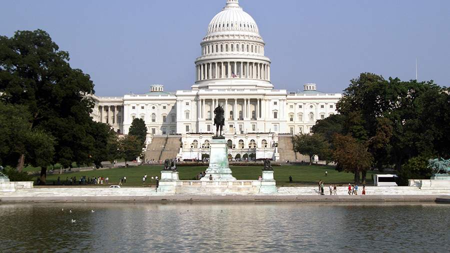Минюст США признал вину подрядчика в цветении Зеркального пруда в Вашингтоне