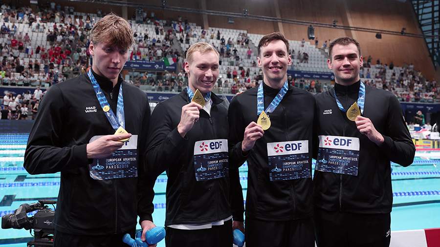 Российские пловцы выиграли золото чемпионата Европы в комбинированной эстафете