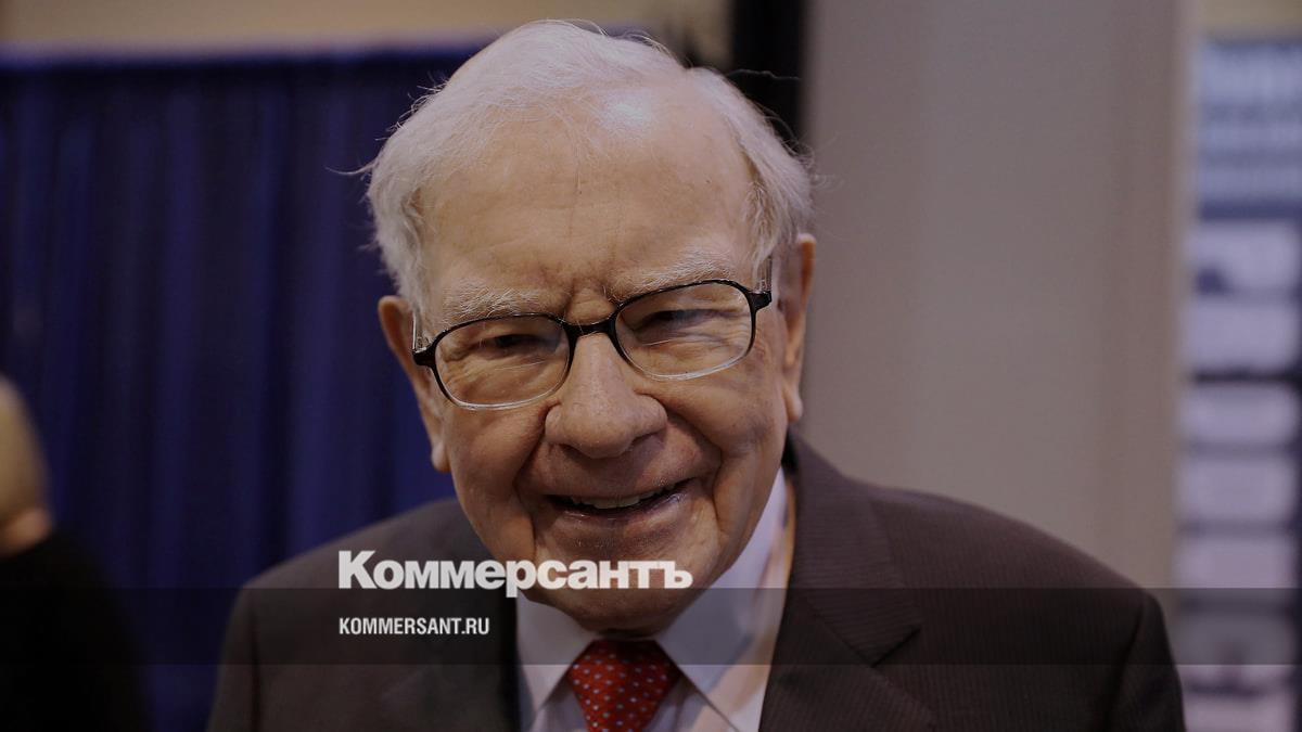 Уоррен Баффетт ушел с поста главы совета директоров Berkshire Hathaway