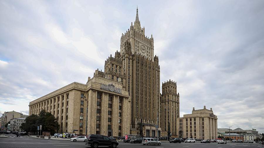 В МИД РФ сообщили об отказе Киева забирать колоссальное число тел погибших