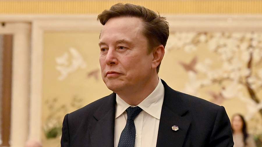 "Война миров Z". Маск о ситуации с мигрантами в Испании