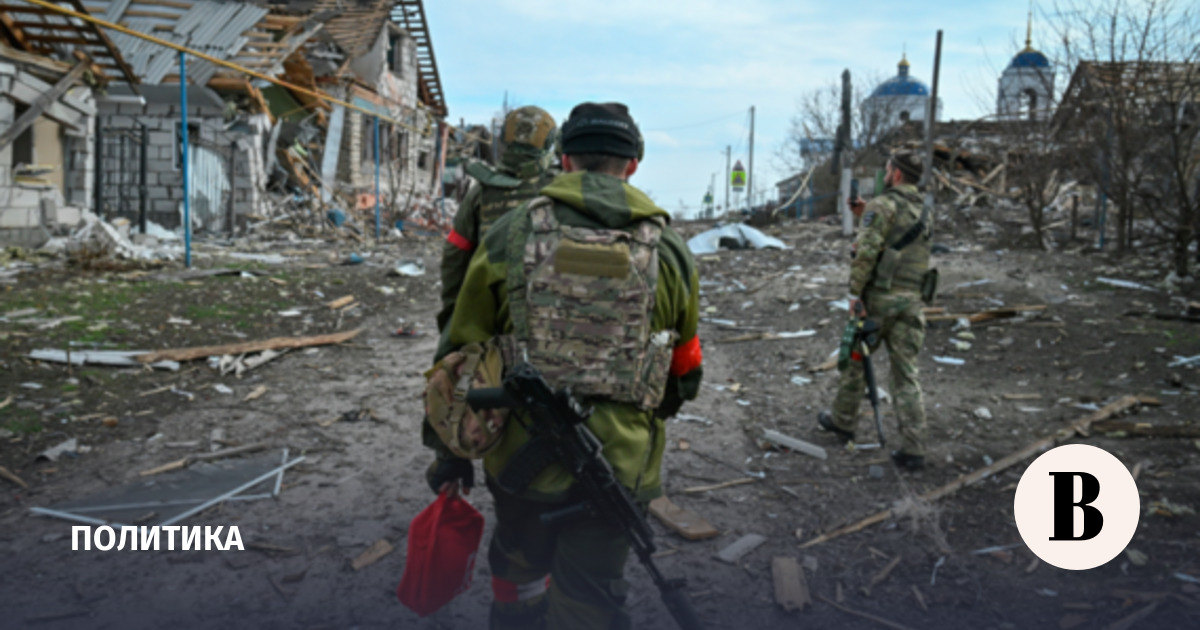 Войска России взяли под контроль села Коммунаровка и Торское